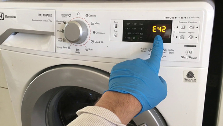 8 lỗi thường gặp nhất trên máy giặt Electrolux