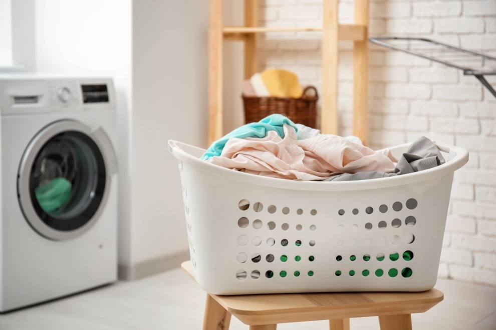 Tại sao phải phân loại quần áo trước khi giặt máy?
